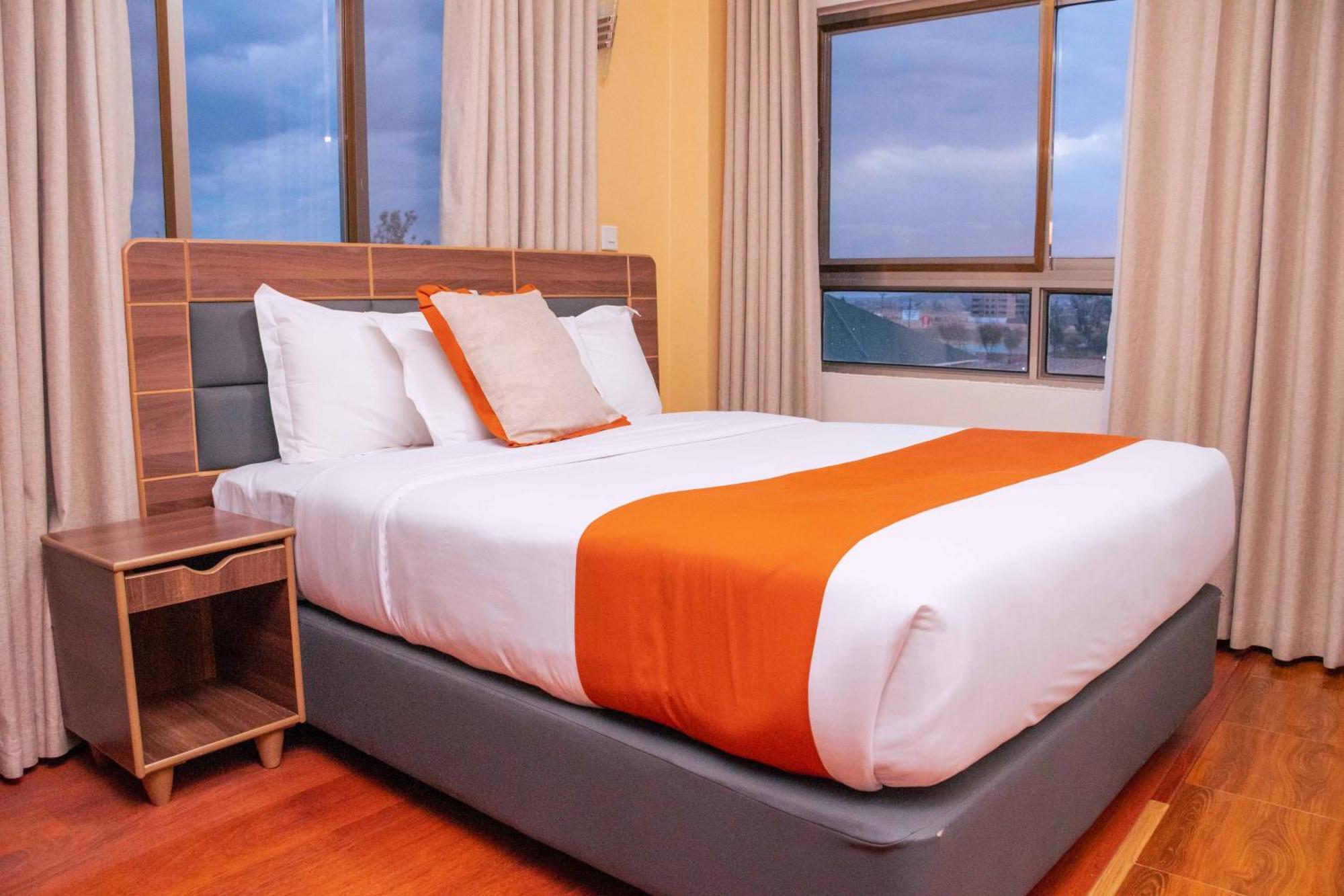 Buraha Zenoni Hotel And Resort Nakuru Eksteriør bilde