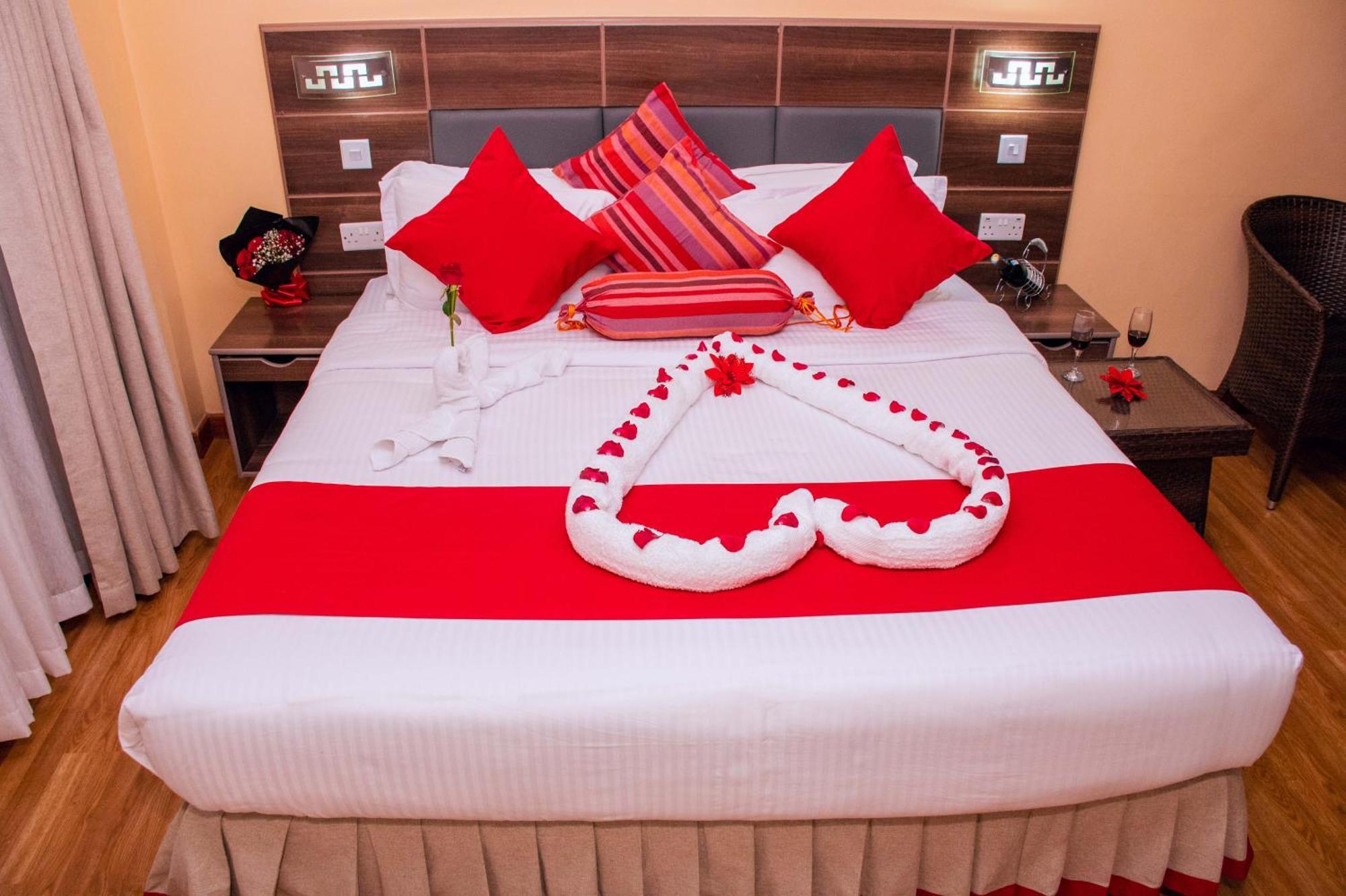Buraha Zenoni Hotel And Resort Nakuru Eksteriør bilde